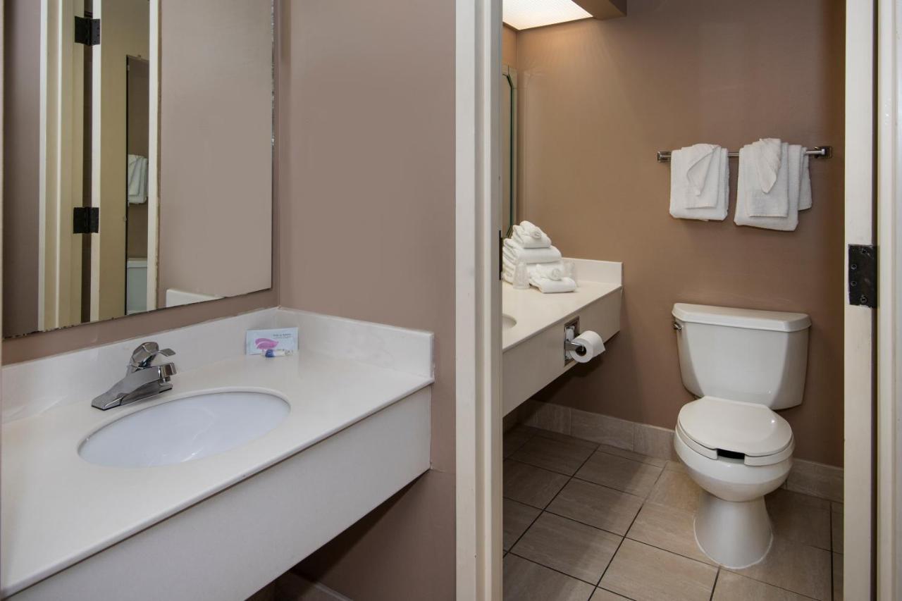 Guest Inn & Suites - Midtown Medical Center Літл-Рок Екстер'єр фото
